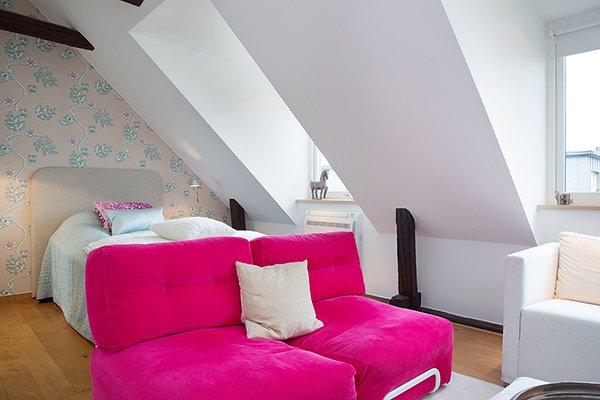 Details-Bedroom-Blue-with-Pink
