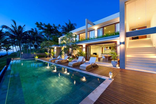 Malimbu-Cliff-Villa-1