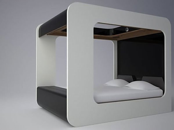 high-fidelity-canopy_bed