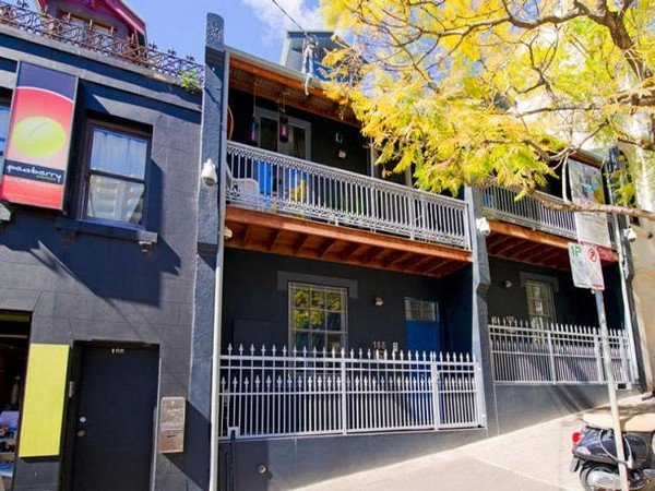 mind-blowing-apartment-in-australia-the-ultimate-bachelors-retreat-image-11