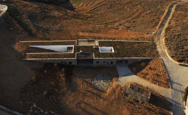 rustic-stone-homes-greece-1