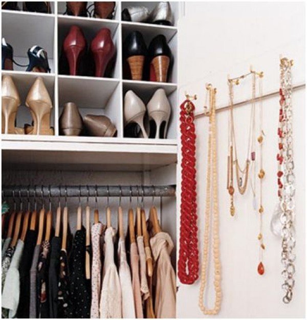 wardrobe_back-door-e1292723887387