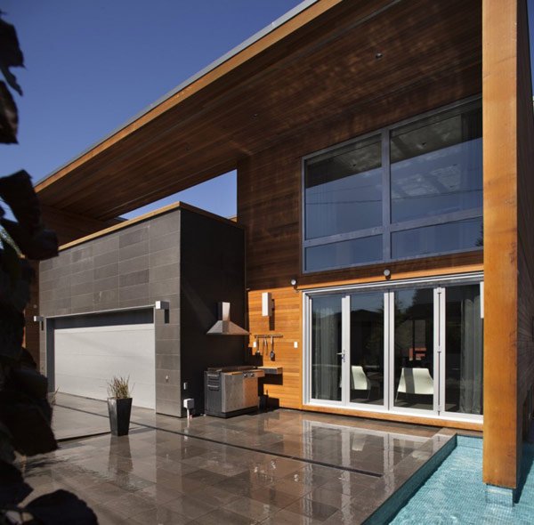 House-on-Chilliwack-Street-6